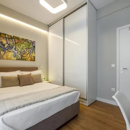 Apartman Elysium Retreat Next To White Tower & Helexpo *